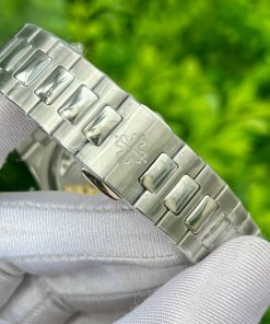Patek Philippe Replica Watches Nautilus 5740 Blue Dial PPF Factory 40mm (3)