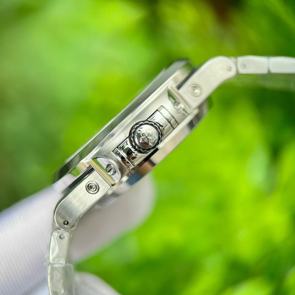 Patek Philippe Replica Watches Nautilus 5740 Blue Dial PPF Factory 40mm (8)