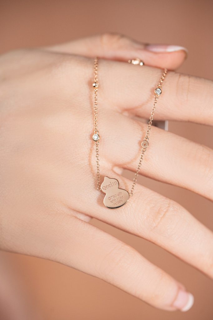 Qeelin Petite Wulu Bracelet Gourd Custom Natural Diamond Rose Gold 18k (2)