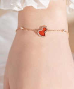 Qeelin Wulu Pearl Inlay Bracelet Custom Natural Diamond Rose Gold 18k (2)