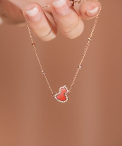 Qeelin Wulu Pearl Inlay Bracelet Custom Natural Diamond Rose Gold 18k (2)