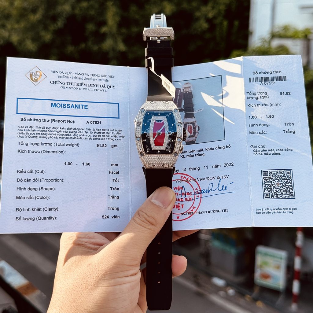 Richard Mille RM037 Custom Moissanite Diamonds Women 32mm (7)