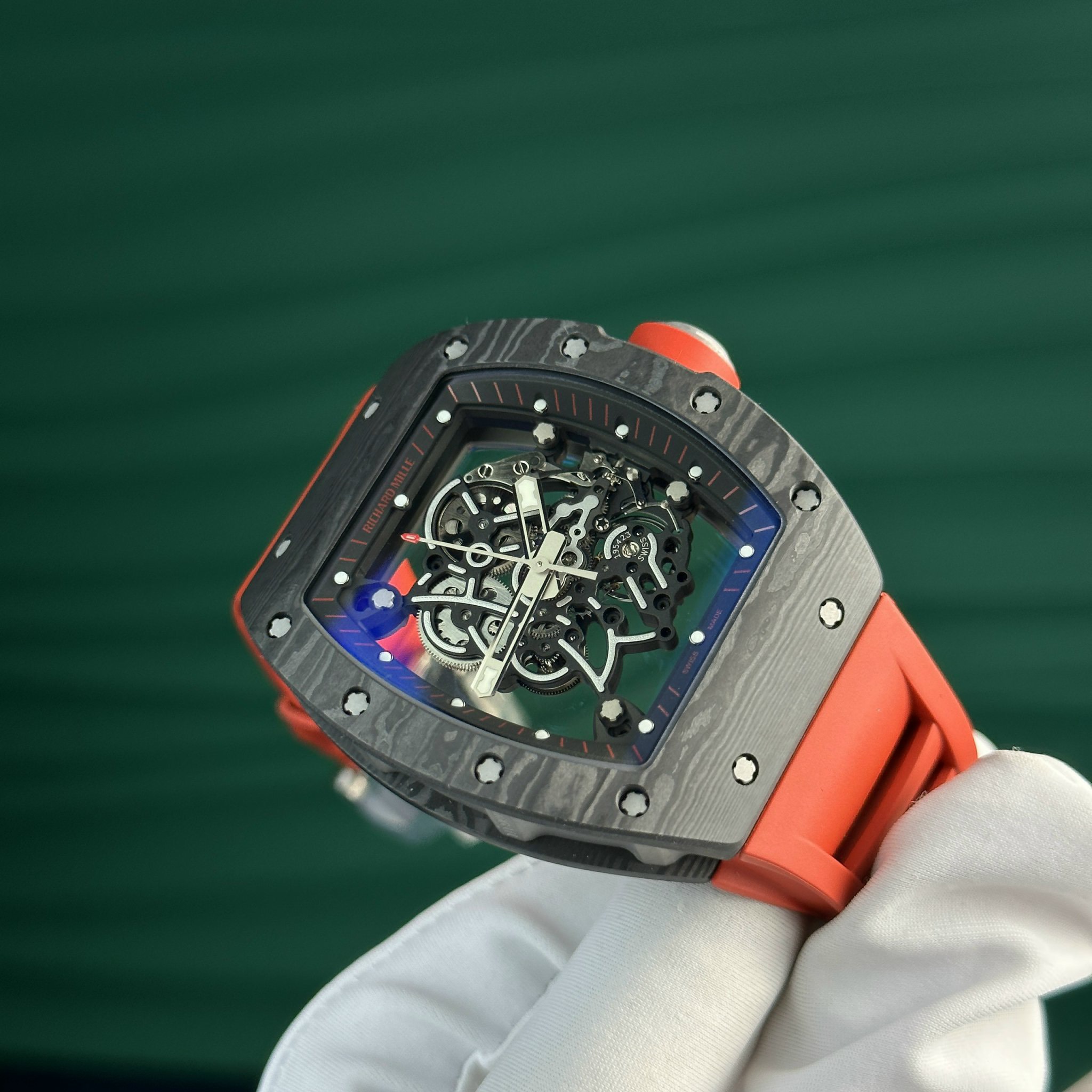 Richard Mille RM055 AN-TI Carbon NTPT Red Rubber Strap ZF Factory New (4) Richard Mille RM055 AN-TI Carbon NTPT Red Rubber Strap ZF Factory New (5)