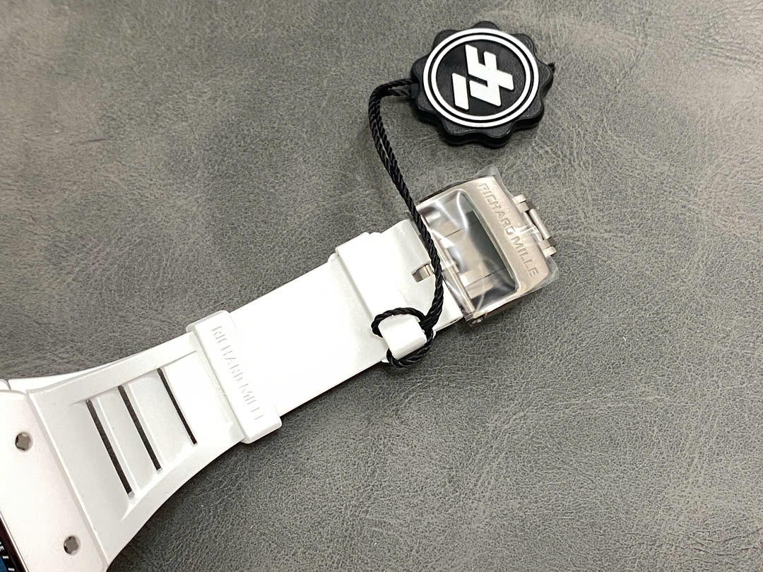Richard Mille RM055 Best Replica Watch White Ceramic Rubber Strap ZF Factory 45mm (9) Richard Mille RM055 Best Replica Watch White Ceramic Rubber Strap ZF Factory 45mm (2)