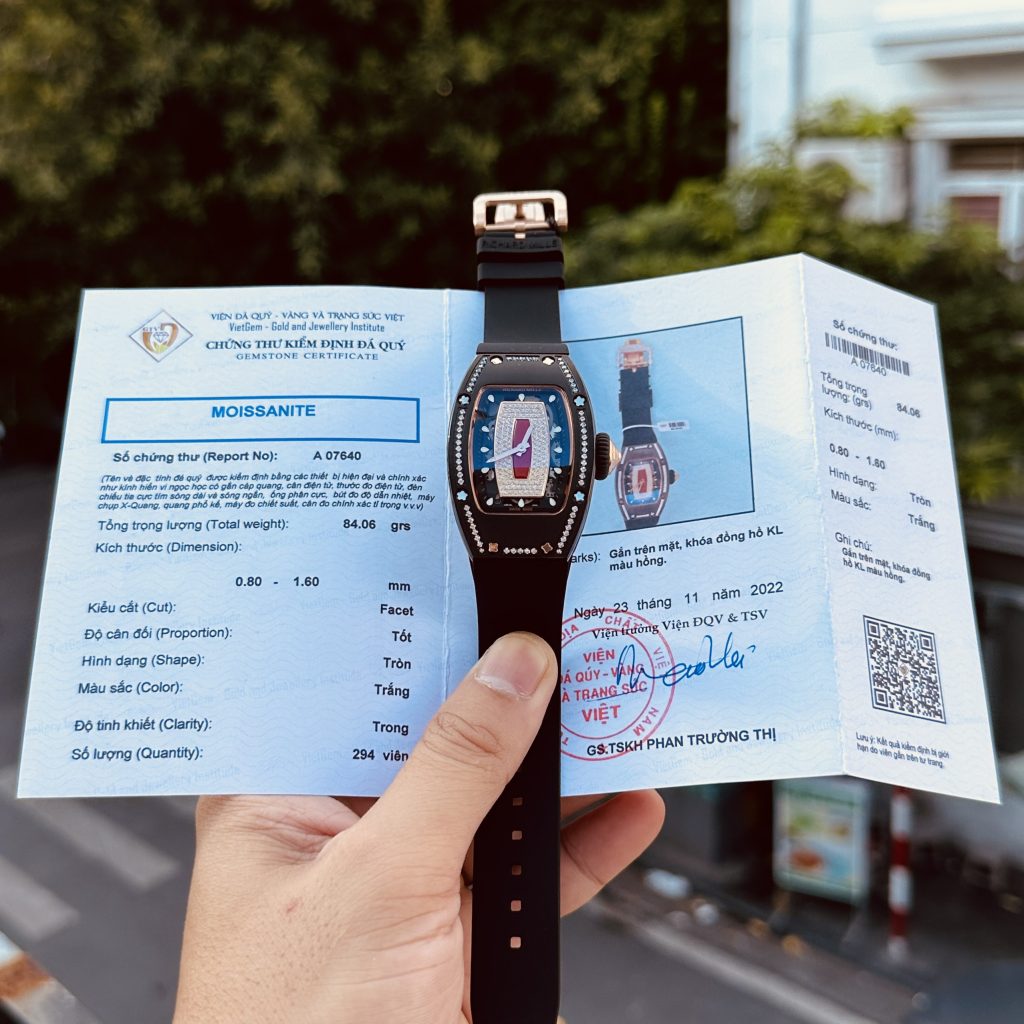 Richard Mille RM07-01 Custom Moissanite Diamonds Women 32mm (6)