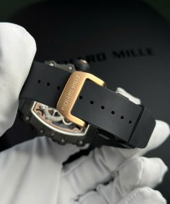 Richard Mille RM21-01 Tourbillon Aerodyne Replica Watch Rubber Strap 43x51mm (2)