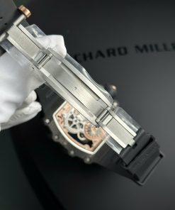 Richard Mille RM21-01 Tourbillon Aerodyne Replica Watch Rubber Strap 43x51mm (2)
