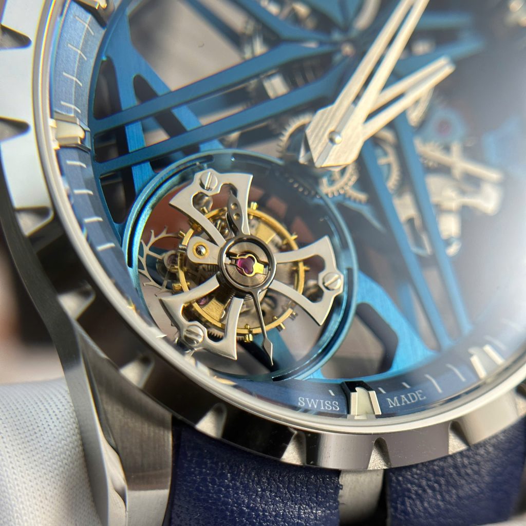 Roger Dubuis Excalibur Cobalt Blue RDDBEX0838 Best Replica Watch BBR Factory 42mm (2)
