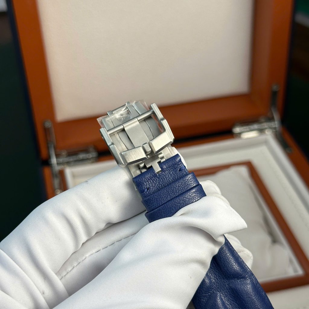 Roger Dubuis Excalibur Cobalt Blue RDDBEX0838 Best Replica Watch BBR Factory 42mm (2)