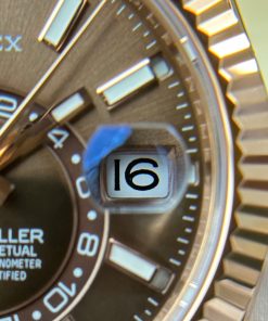 Rolex Best Replica Watch Sky-Dweller 326235 Chocolate Dial Weight 190 Gram ZF Factory 42mm (1)