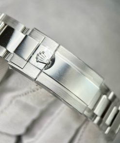 Rolex Cosmograph Daytona 116509 Replica Watches Blue Dial BT Factory (1)