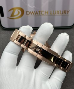 Rolex Cosmograph Daytona 126595TBR Real Gold & Diamonds Baguette 40mm (8)