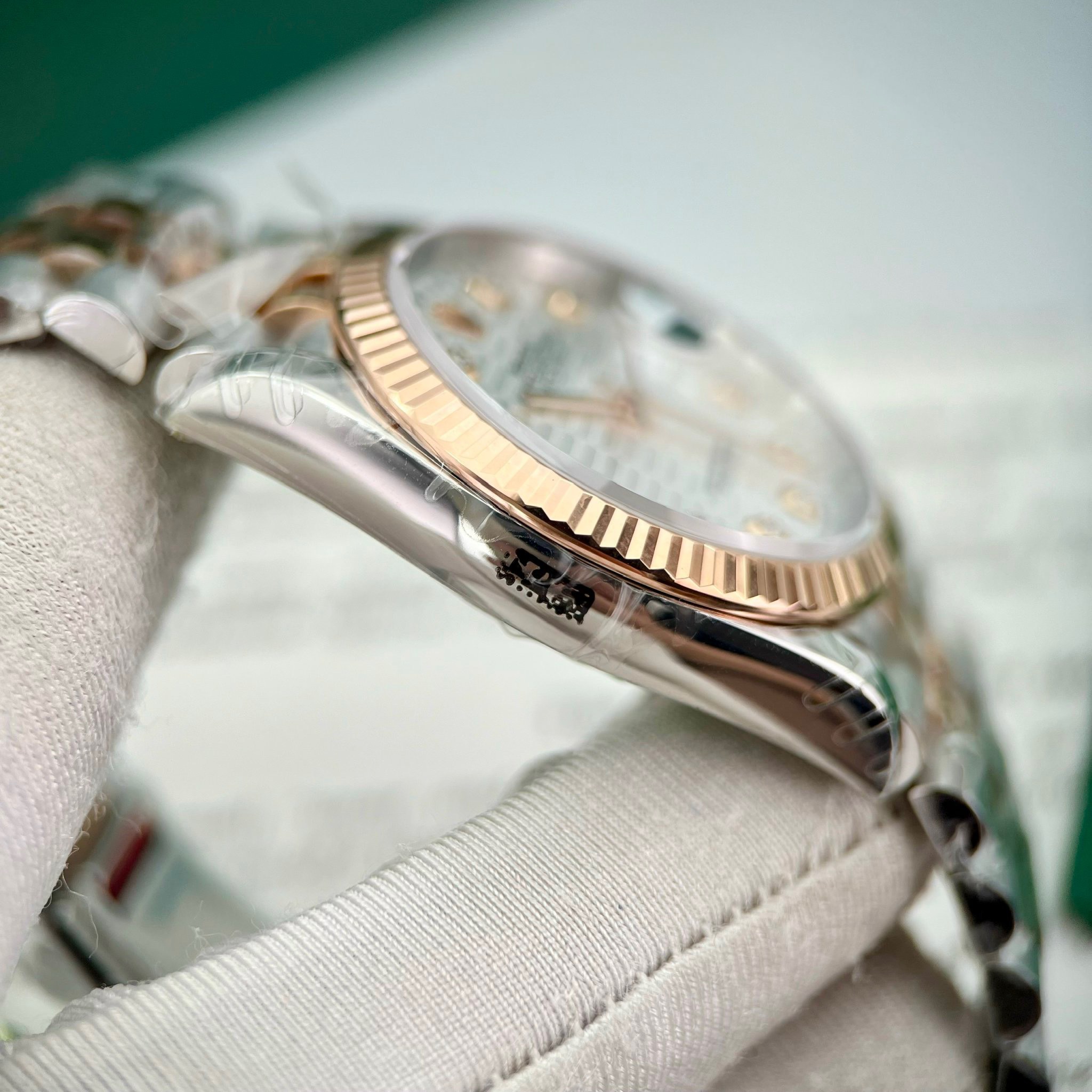 Rolex DateJust 126231 Sliver Fluted Dial Replica Watches VSF 36mm (4) Rolex DateJust 126231 Sliver Fluted Dial Replica Watches VSF 36mm (2)