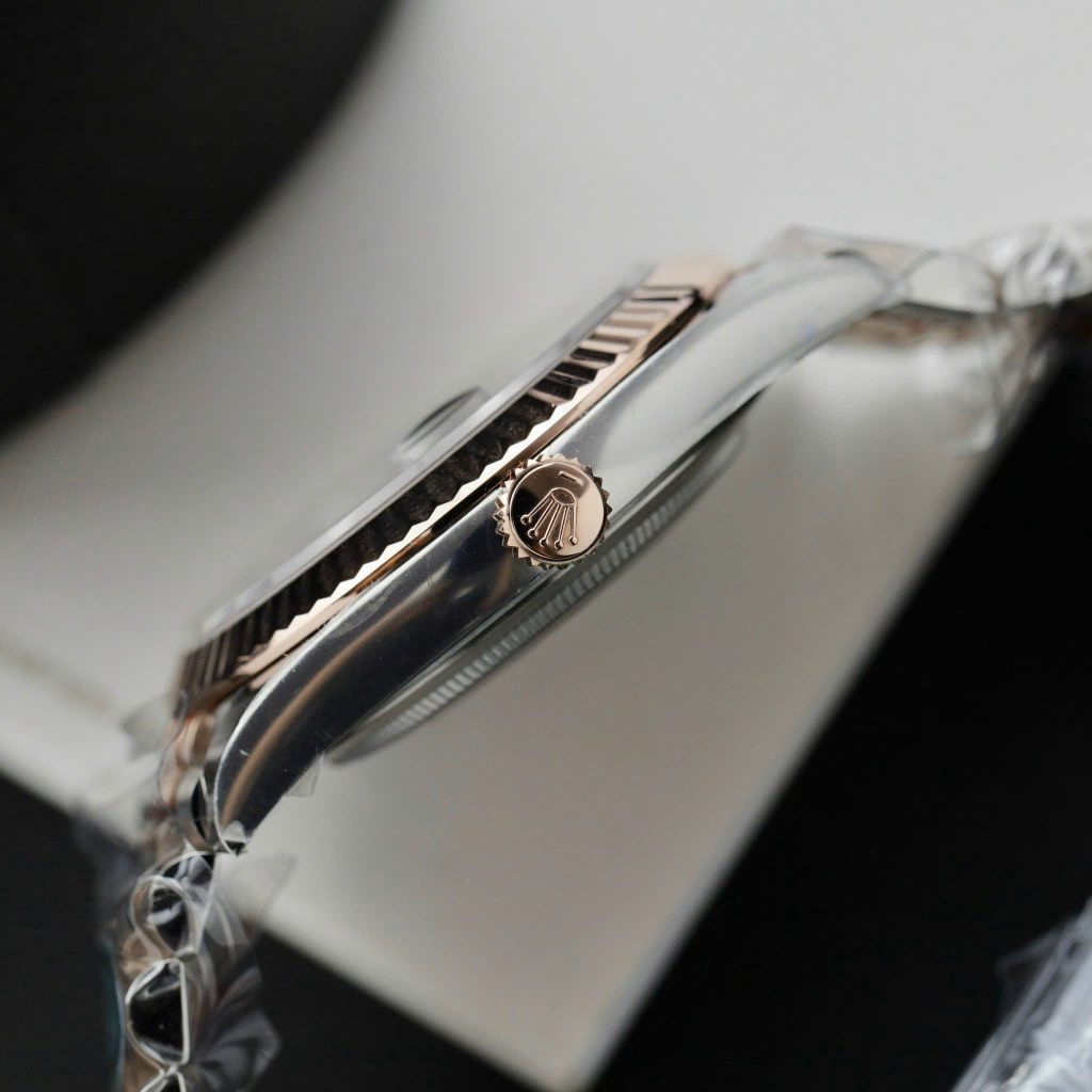 Rolex DateJust 126331 Dial Chocolate Replica Watch Gold Wrapped Clean Factory 41mm (2)