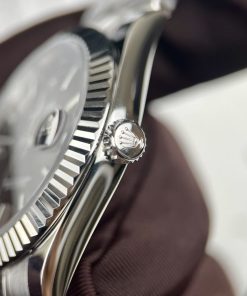 Rolex DateJust 126334 Gray Dial Oyster Strap Clean Factory 41mm