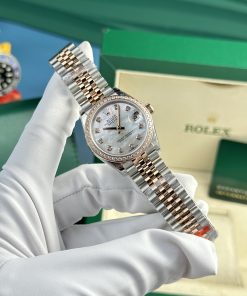 Rolex DateJust Best Replica Watch MOP Dial Women's Diamonds 31mm (2)