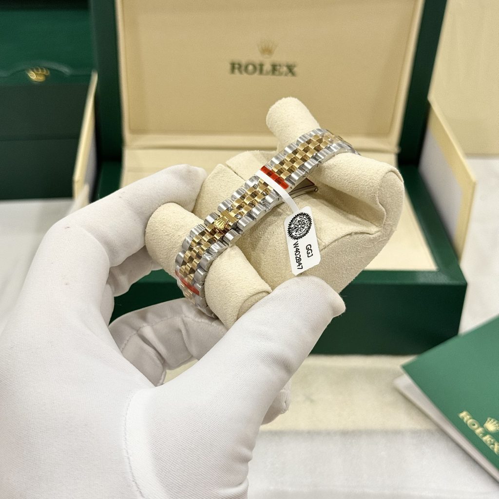 Rolex DateJust Bezel Diamond Moissanite Replica Watches Dial Champagne Gold 28mm (2)