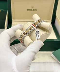 Rolex DateJust Bezel Diamond Moissanite Replica Watches Dial Champagne Gold 28mm (2)