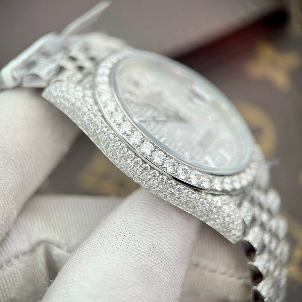 Rolex DateJust Custom Full Diamond Moissanite Best Replica Watch Clean Factory 41mm (1)