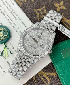 Rolex DateJust Custom Full Diamond Moissanite Best Replica Watch Clean Factory 41mm (1)