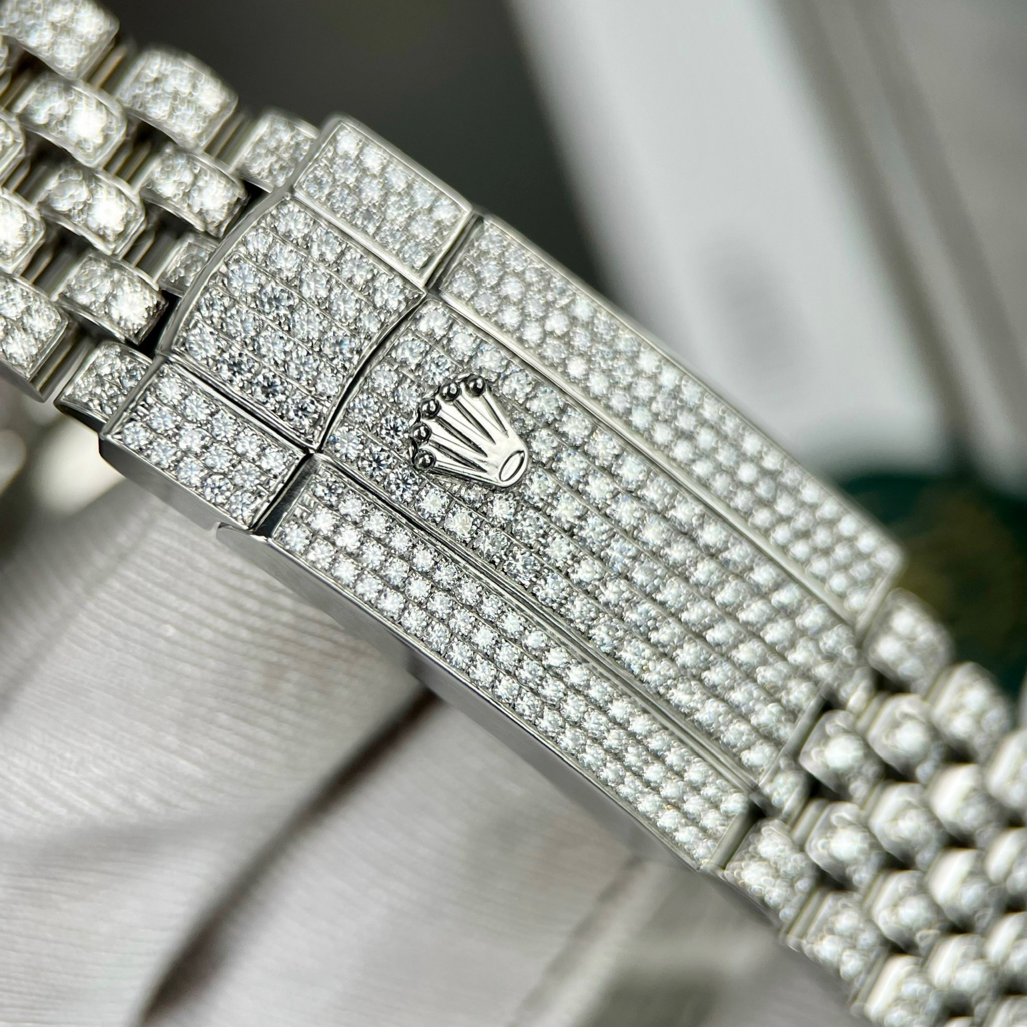 Rolex DateJust Custom Moissanite Diamonds Replica Watches Blue Dial 41mm (4) Rolex DateJust Custom Moissanite Diamonds Replica Watches Blue Dial 41mm (1)