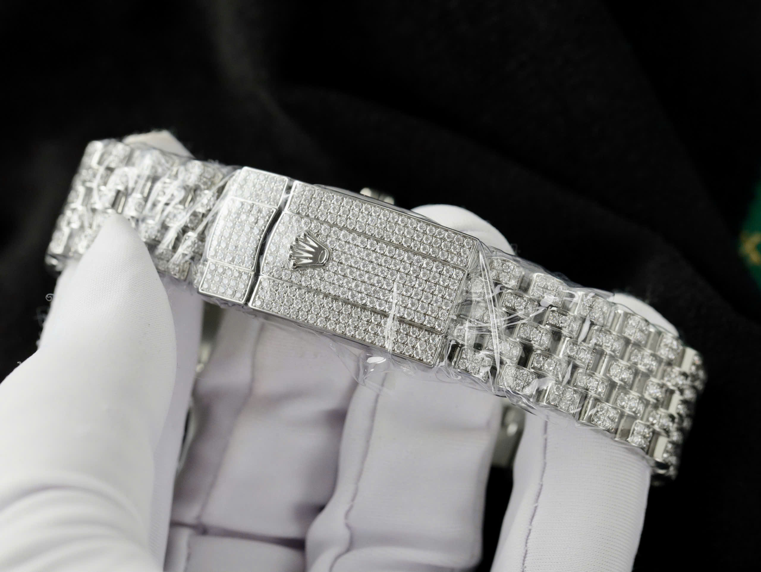 Rolex DateJust Replica Watch Custom Moissanite Diamonds Jubilee Strap 41mm (11) Rolex DateJust Replica Watch Custom Moissanite Diamonds Jubilee Strap 41mm (11)