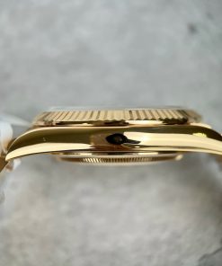 Rolex Day-Date 228235 18K Gold Wrapped Olive Dial Replica Watches GM 40mm