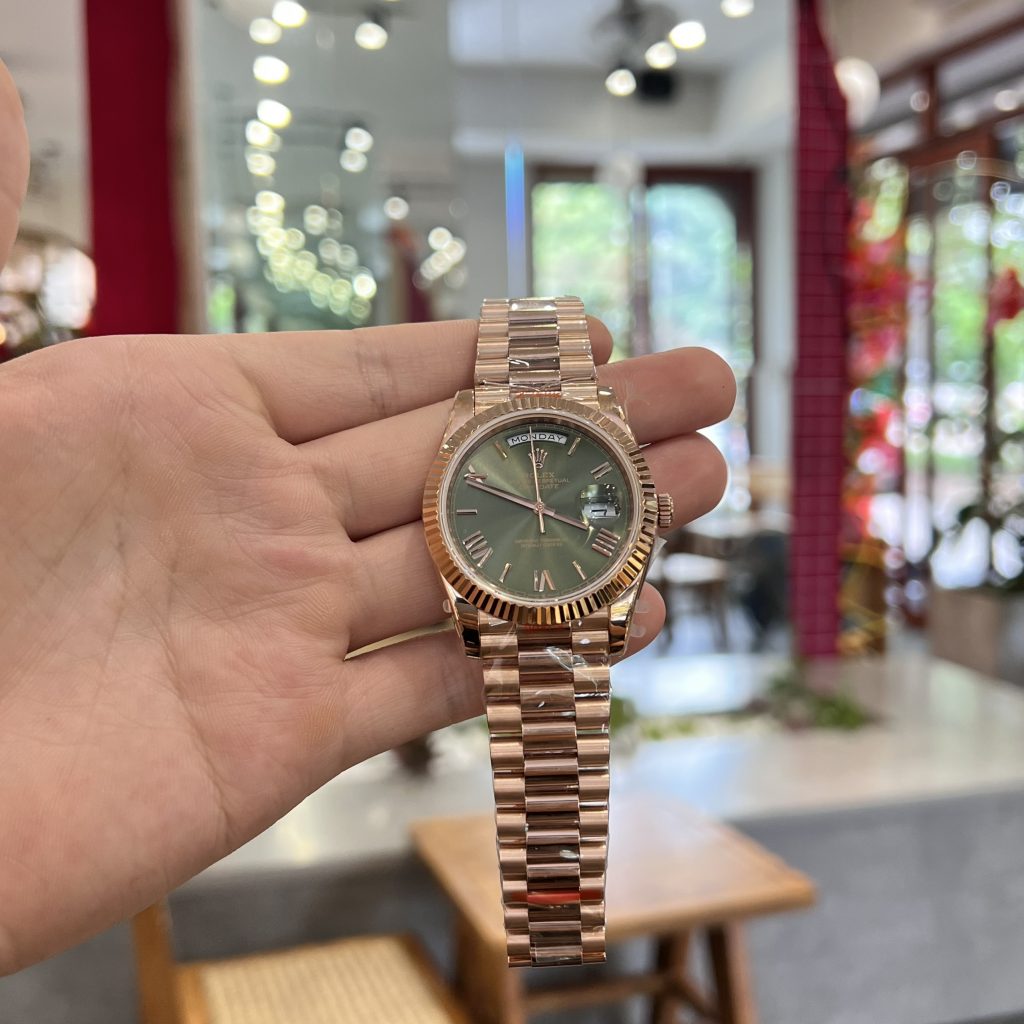 Rolex Day-Date 228235 Replica Watches Green Dial GM Factory 40mm (1)