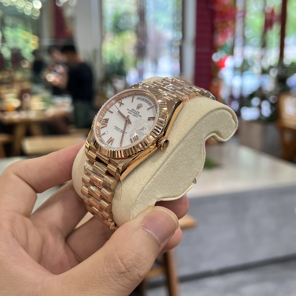 Rolex Day-Date 228235 Replica Watches Rose Gold GM Factory 40mm (2)