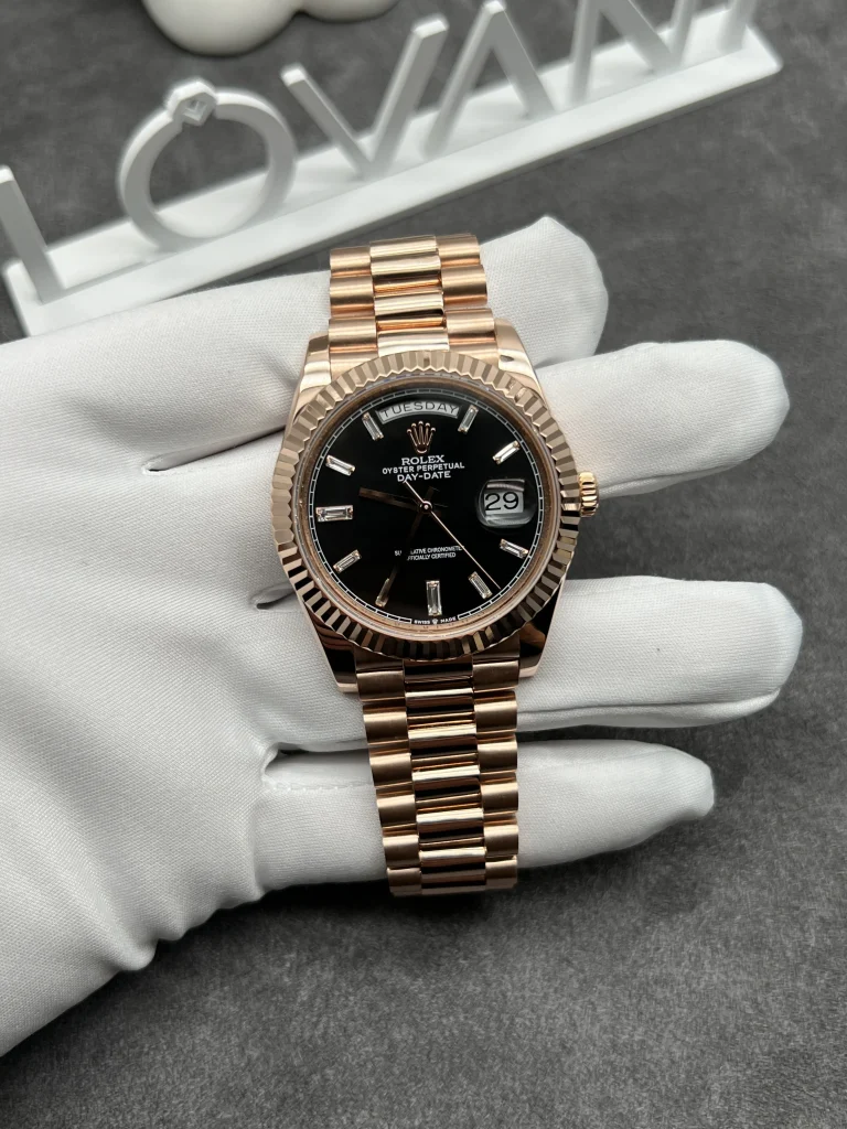 Rolex Day-Date 228235 Solid Gold 18K Diamonds Baguette Numerals 40mm (1)