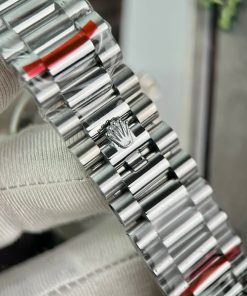 Rolex Day-Date 228236 Mother Of Pearl Replica Watch GM Factory 40mm (2)