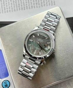 Rolex Day-Date 228236 Mother Of Pearl Replica Watch GM Factory 40mm (2)