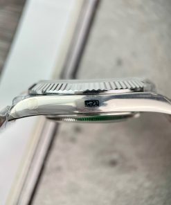 Rolex Day-Date 228236 Mother Of Pearl Replica Watch GM Factory 40mm (2)