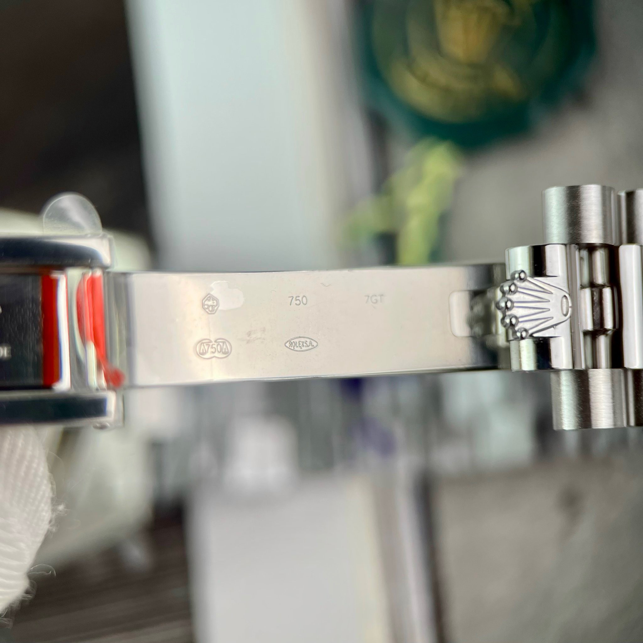 Rolex Day-Date 228236 Mother Of Pearl Replica Watch GM Factory 40mm (8) Rolex Day-Date 228236 Mother Of Pearl Replica Watch GM Factory 40mm (2)