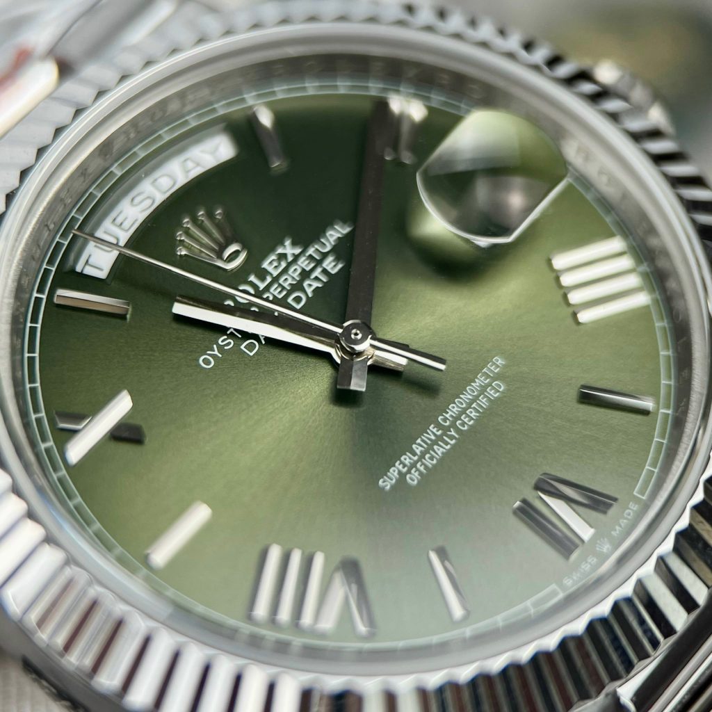 Rolex Day-Date 228236 Replica Watches Green Dial GM Factory (2)