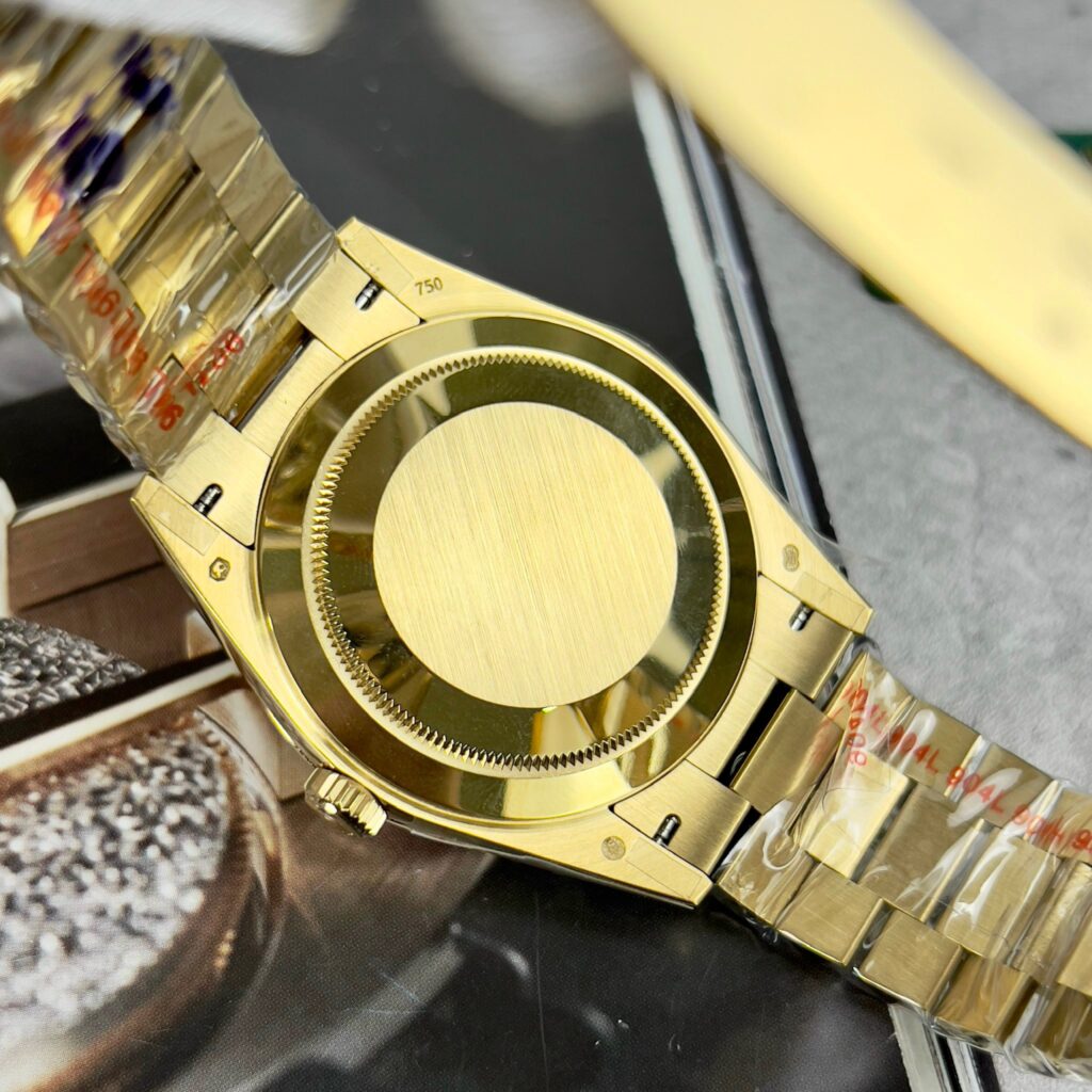 Rolex Day-Date 228238 Replica Watches Black Dial GM Factory (1)