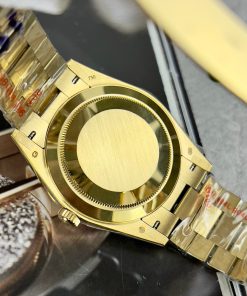 Rolex Day-Date 228238 Replica Watches Black Dial GM Factory (1)