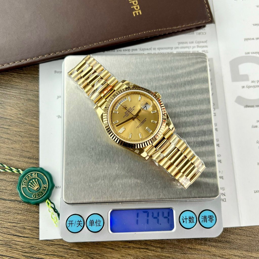 Rolex Day-Date 228238 Replica Watches Yellow Champagne GM Factory (2)