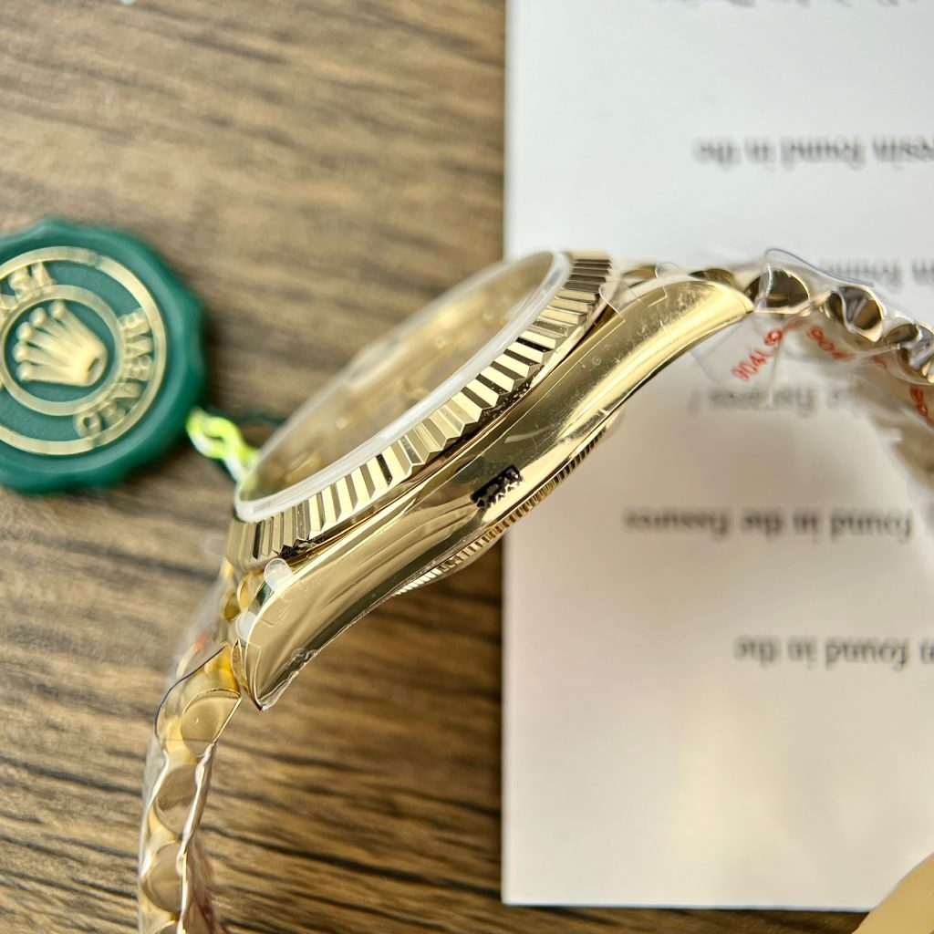 Rolex Day-Date 228238 Replica Watches Yellow Champagne GM Factory (2)