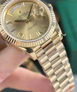 Rolex Day-Date 228238 Replica Watches Yellow Champange Dial GM Factory (2)