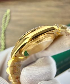 Rolex Day-Date Gold Wrapped Replica Watches Yellow Champagne Dial GMF 36mm (1)