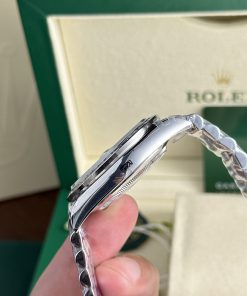 Rolex Day-Date Ice Blue Dial Bezel Diamonds Baguette GM Factory 40mm (2)