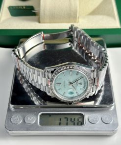 Rolex Day-Date Ice Blue Dial Bezel Diamonds Baguette GM Factory 40mm (2)