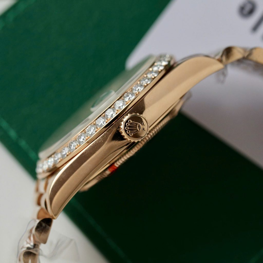 Rolex Day-Date Mother Of Pearl Dial Customs Moissanite Diamonds GMF 40mm