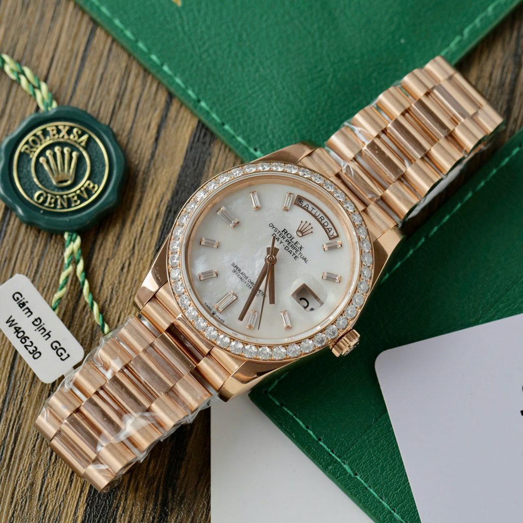 Rolex Day-Date Mother Of Pearl Dial Customs Moissanite Diamonds GMF 40mm