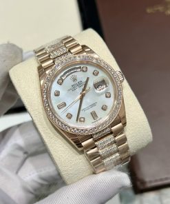 Rolex Day-Date Mother Of Pearl Dial Diamonds Replica Watches 40mm (2)