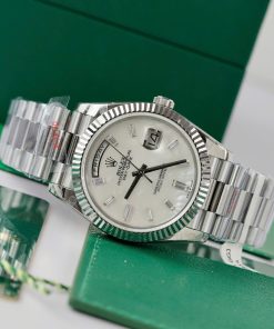 Rolex Day-Date Mother Of Pearl & Moissanite Customs GM Factory 40mm (11)