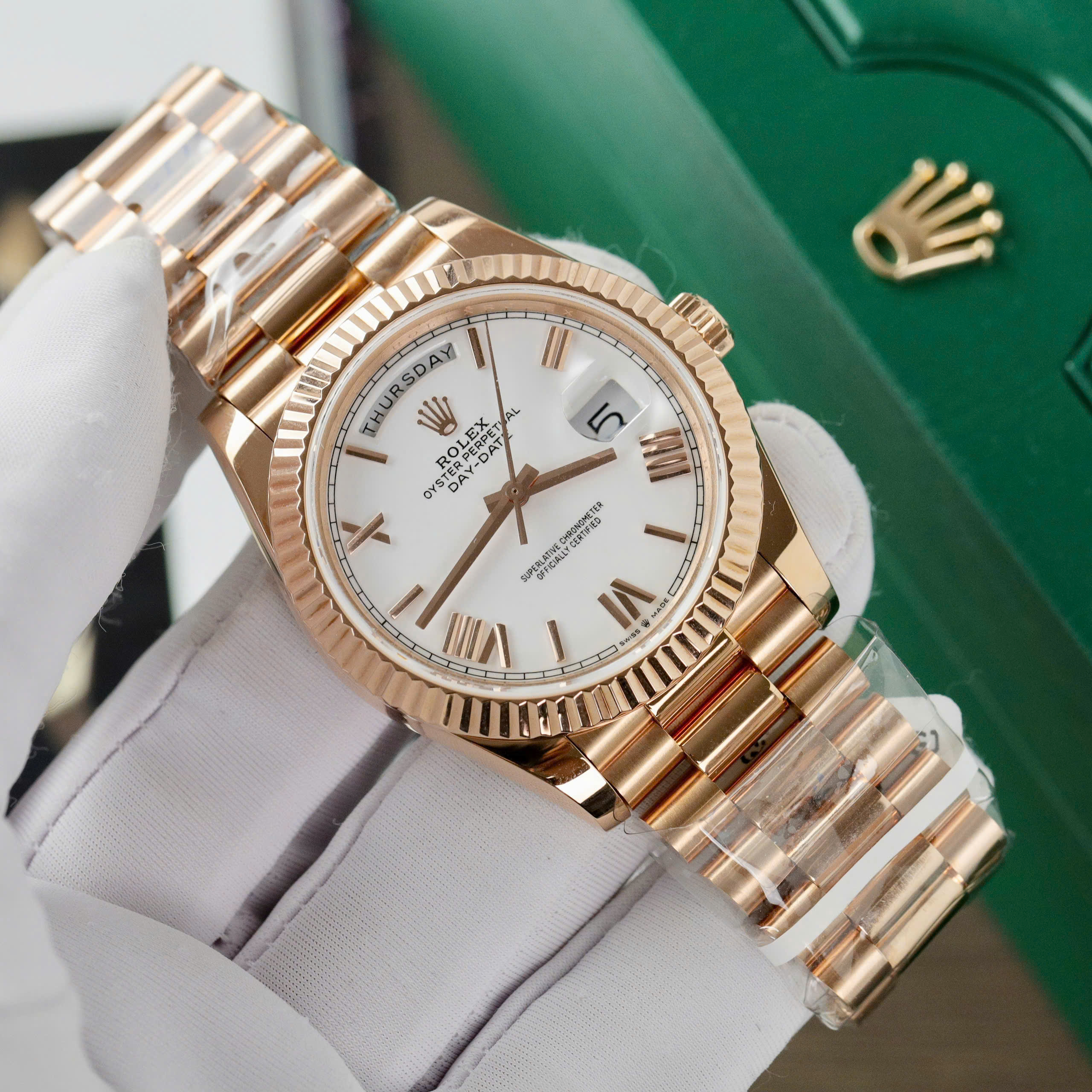 Rolex Day-Date Replica Watch White Dial Gold Wrapped GM Factory 40mm (4) Rolex Day-Date Replica Watch White Dial Gold Wrapped GM Factory 40mm (2)