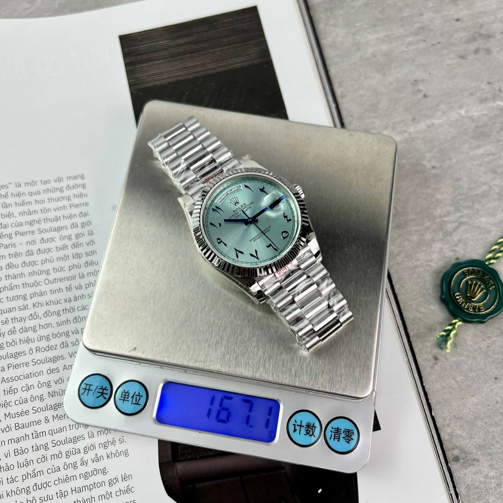 Rolex Day-Date Replica Watches Best Quality Ice Blue Abaric Dial 40mm (1)