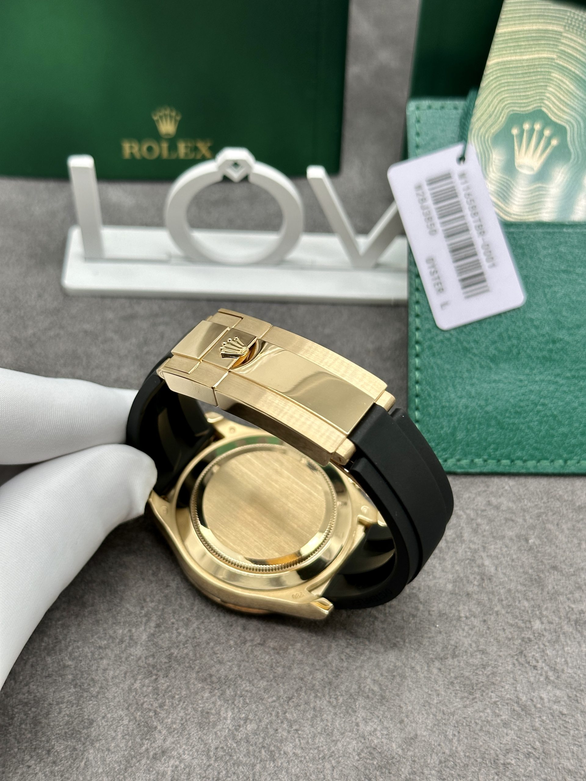 Rolex Daytona 116588TBR Eye Of Tiger Solid Gold Watch and Diamonds (2) Rolex Daytona 116588TBR Eye Of Tiger Solid Gold Watch and Diamonds (1)